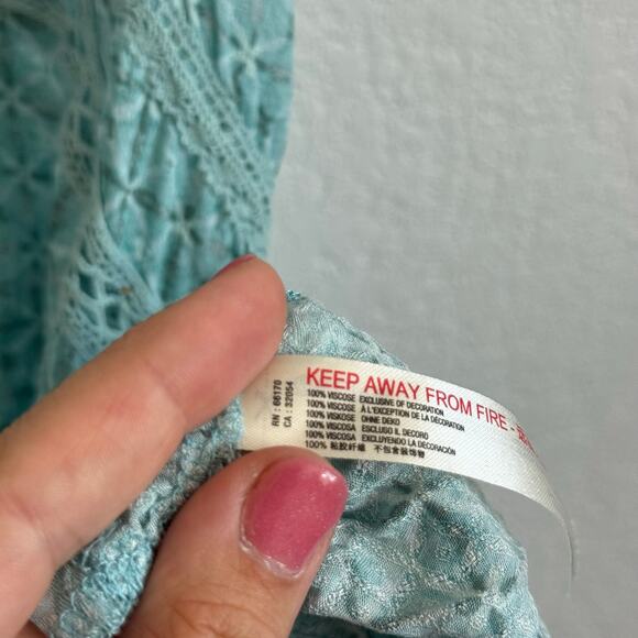 Free People Let It Happen V-Neck Sleeveless Crochet Trim Mini Dress Soft Blue XS - Picture 8 of 9